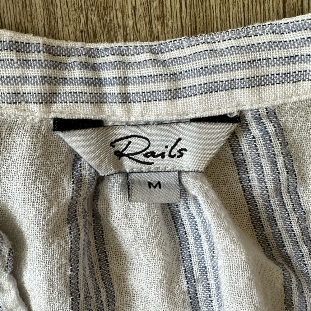 Rails Striped Linen Top 🤍 - Picture 3 of 8